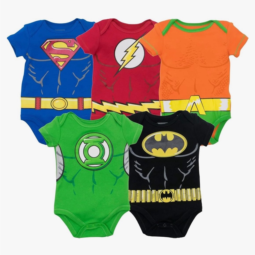 Brand new in unopened package, Officially licensed DC Comics, shortsleeve onesie
